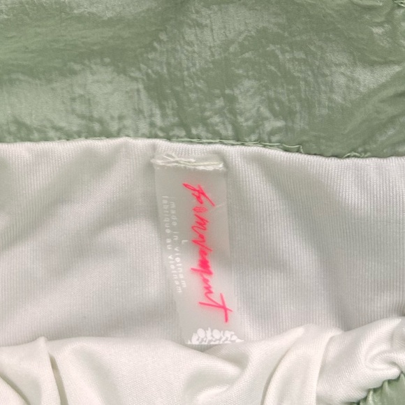 FP Movement - The Way Home Short, - neon green large - Picture 5 of 11